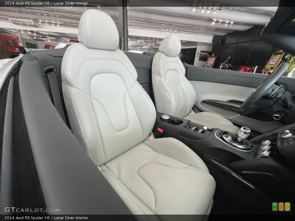 Lunar Silver 2014 Audi R8 Interiors