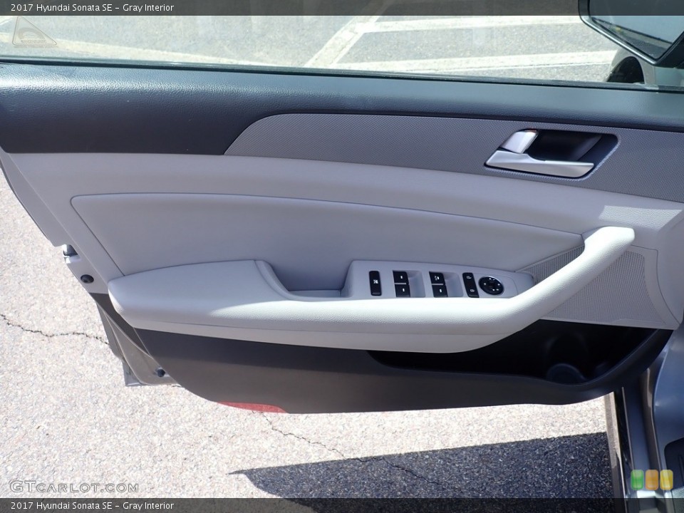 Gray Interior Door Panel for the 2017 Hyundai Sonata SE #141730991