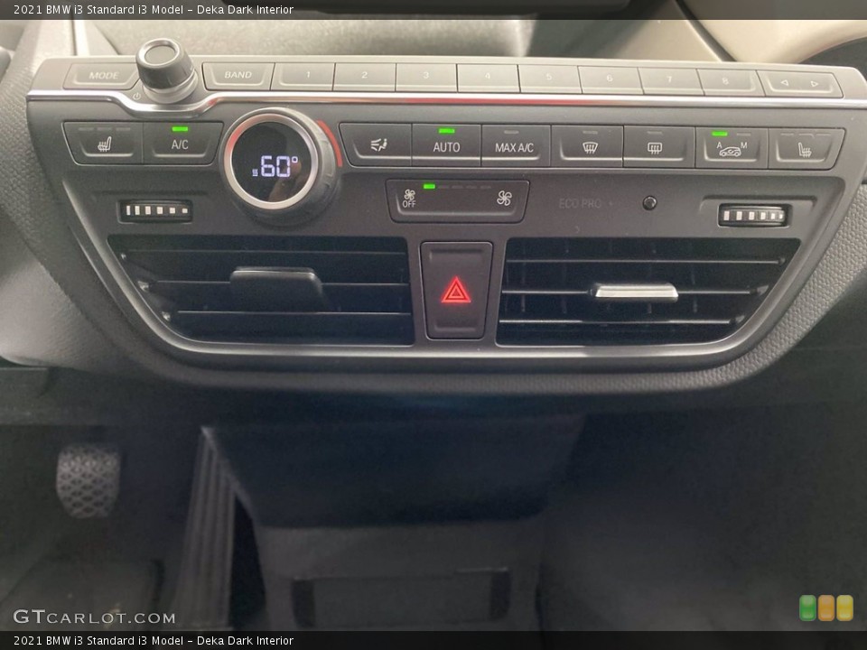 Deka Dark Interior Controls for the 2021 BMW i3  #141782021