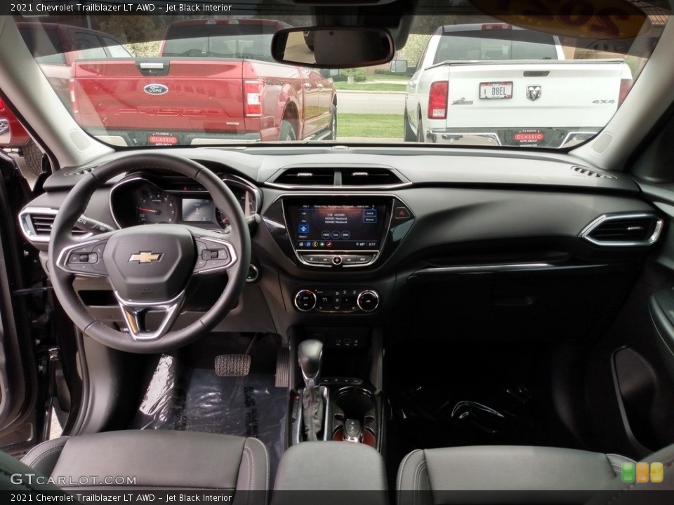 Jet Black Interior Dashboard for the 2021 Chevrolet Trailblazer LT AWD #141790438