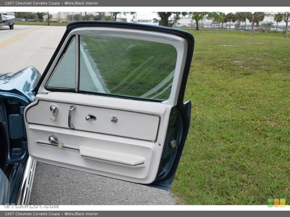 White/Black Interior Door Panel for the 1967 Chevrolet Corvette Coupe #141793601