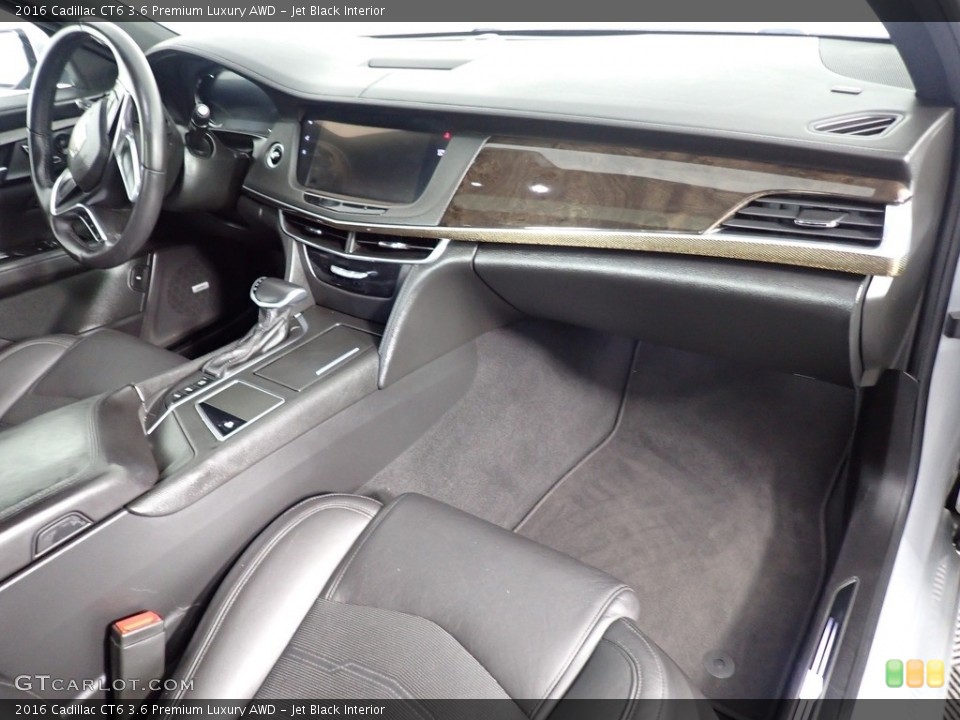 Jet Black Interior Dashboard for the 2016 Cadillac CT6 3.6 Premium Luxury AWD #141800969