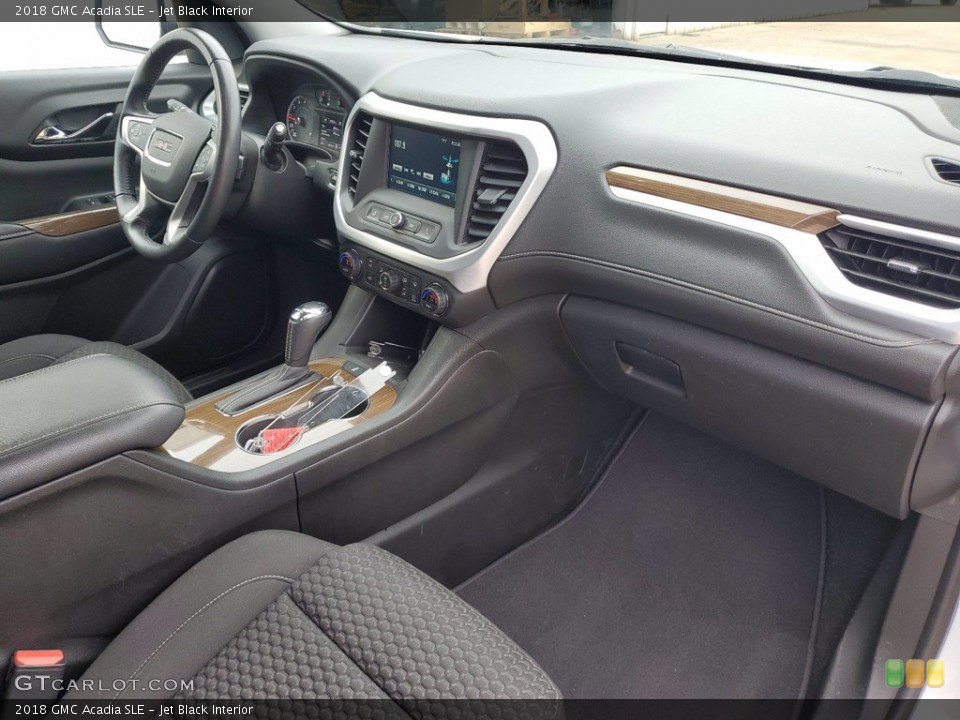 Jet Black Interior Dashboard for the 2018 GMC Acadia SLE #141814858