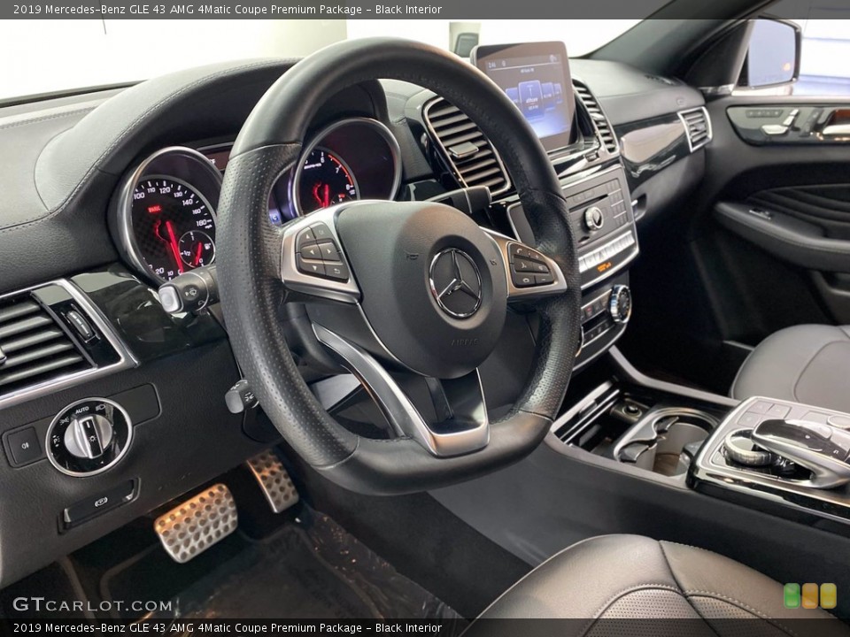 Black Interior Dashboard for the 2019 Mercedes-Benz GLE 43 AMG 4Matic Coupe Premium Package #141822629