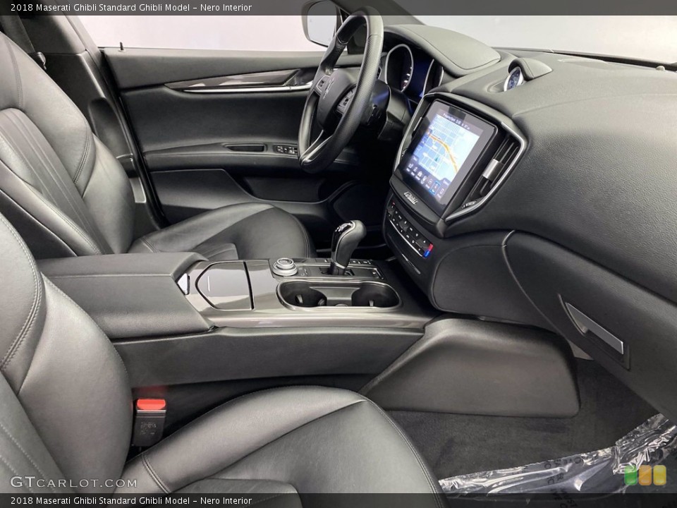 Nero Interior Front Seat for the 2018 Maserati Ghibli  #141838426