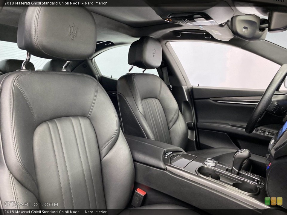 Nero 2018 Maserati Ghibli Interiors