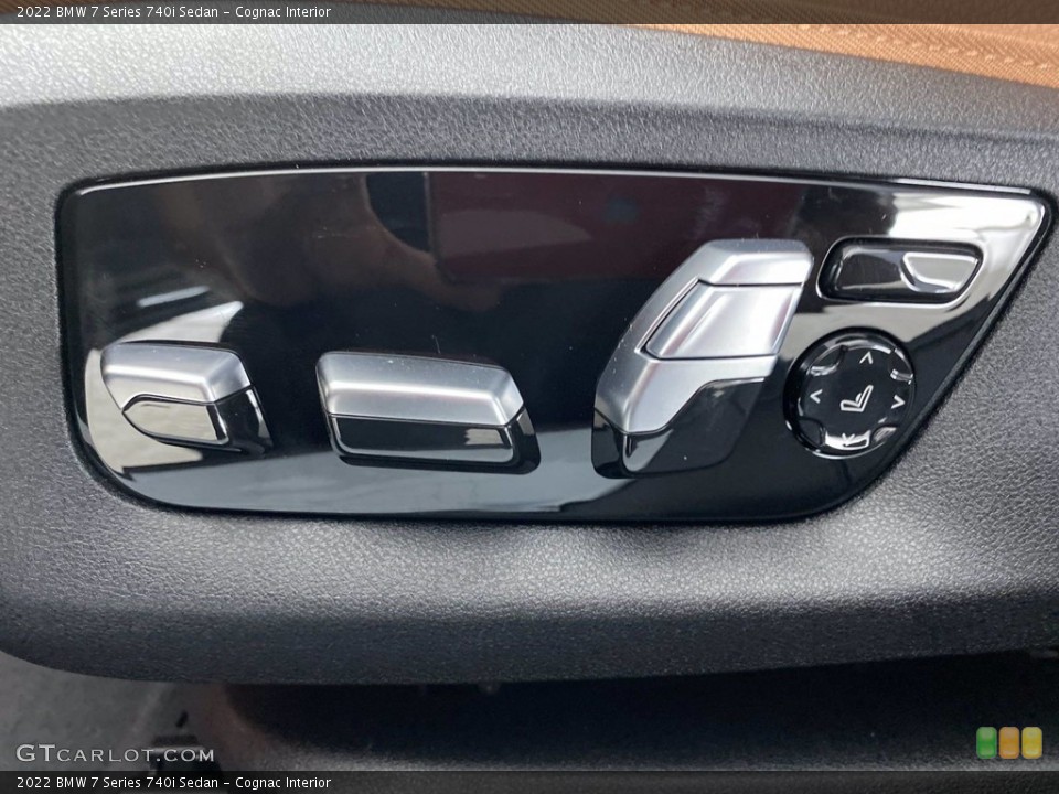 Cognac Interior Controls for the 2022 BMW 7 Series 740i Sedan #141847731