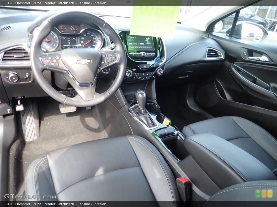 Jet Black Interior Photo for the 2018 Chevrolet Cruze Premier Hatchback #141871874