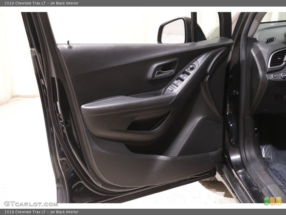 Jet Black Interior Door Panel for the 2019 Chevrolet Trax LT #141875926
