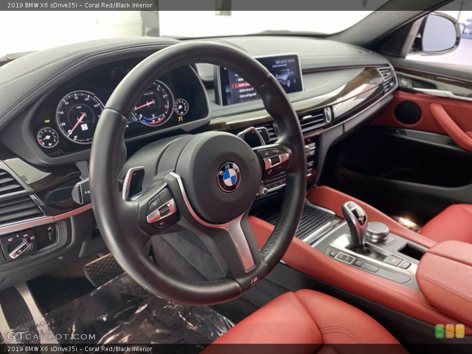 Coral Red/Black Interior Photo for the 2019 BMW X6 sDrive35i #141876256