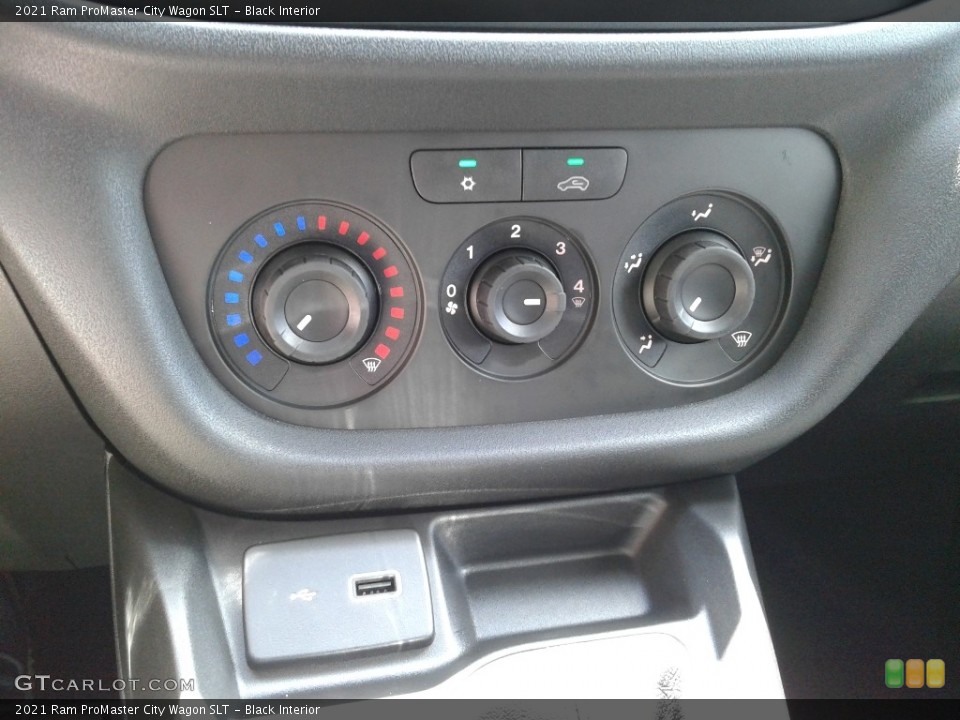 Black Interior Controls for the 2021 Ram ProMaster City Wagon SLT #141884574