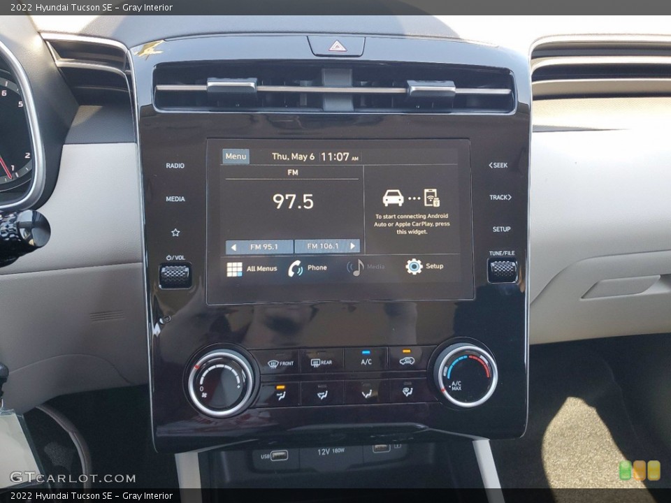 Gray Interior Controls for the 2022 Hyundai Tucson SE #141893284