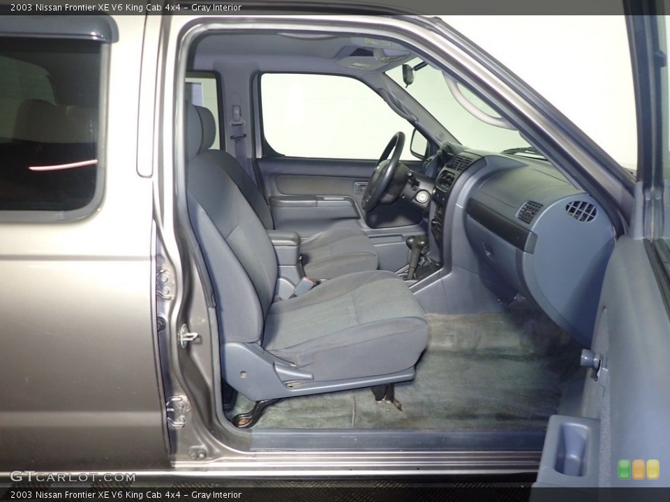 Gray Interior Front Seat for the 2003 Nissan Frontier XE V6 King Cab 4x4 #141893731