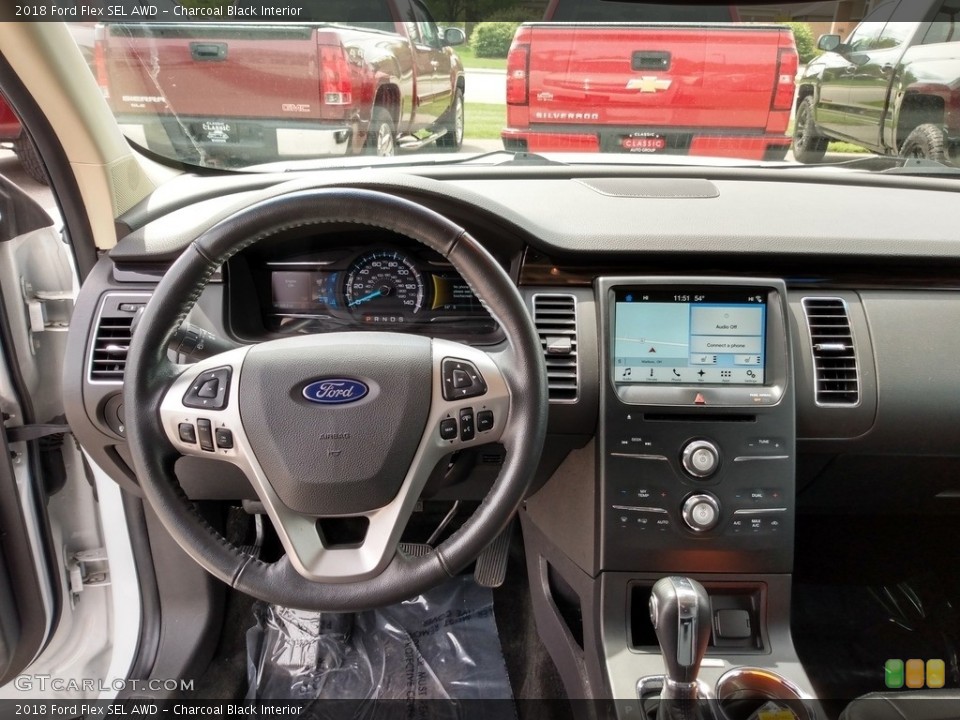 Charcoal Black Interior Dashboard for the 2018 Ford Flex SEL AWD #141894568