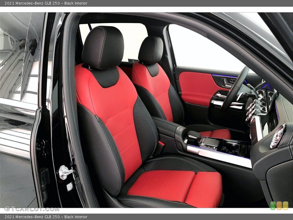 Black Interior Photo for the 2021 Mercedes-Benz GLB 250 #141910992