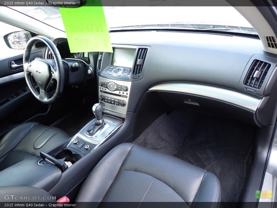 Graphite Interior Photo for the 2015 Infiniti Q40 Sedan #141923109