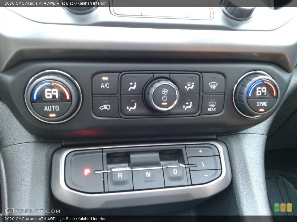 Jet Black/Kalahari Interior Controls for the 2020 GMC Acadia AT4 AWD #141945399