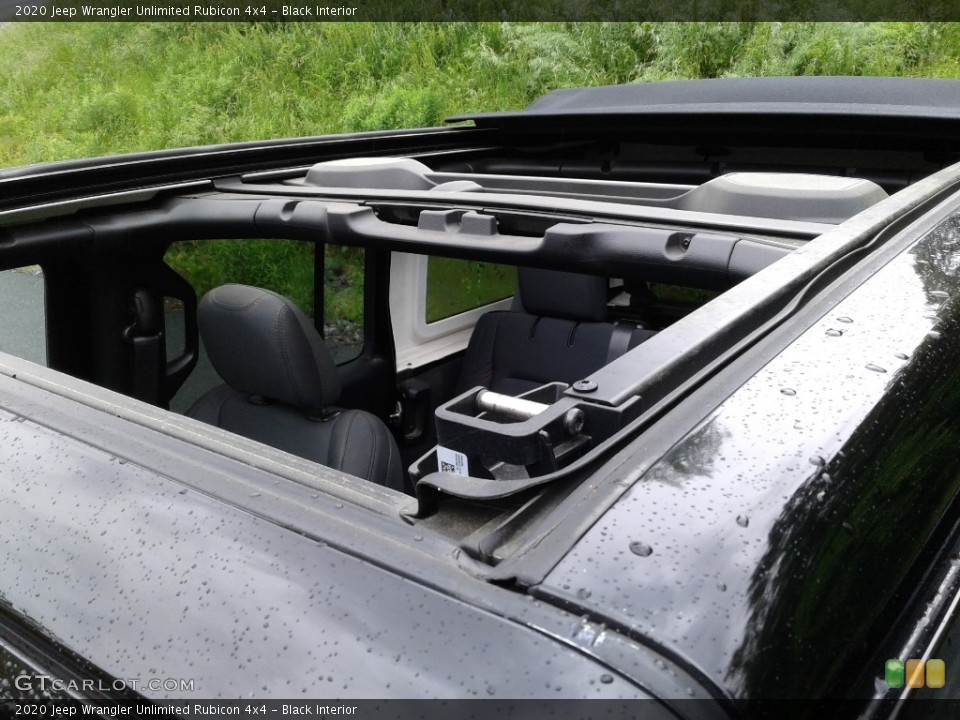 Black Interior Sunroof for the 2020 Jeep Wrangler Unlimited Rubicon 4x4 #141945513
