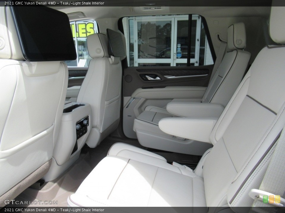Teak/­Light Shale Interior Rear Seat for the 2021 GMC Yukon Denali 4WD #141965000