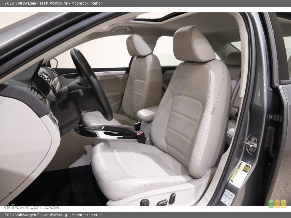 Moonrock Interior Front Seat for the 2019 Volkswagen Passat Wolfsburg #141983192