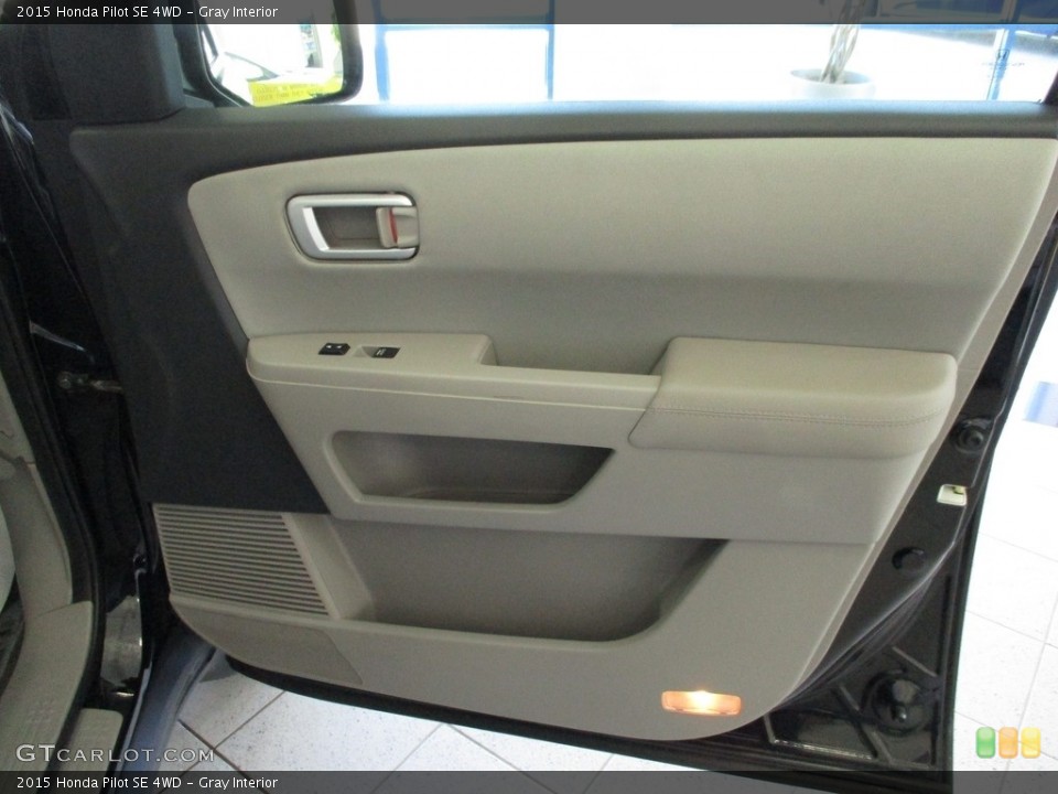 Gray Interior Door Panel for the 2015 Honda Pilot SE 4WD #141998532