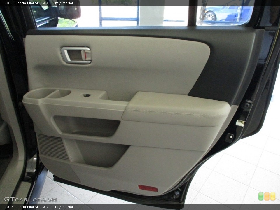 Gray Interior Door Panel for the 2015 Honda Pilot SE 4WD #141998622
