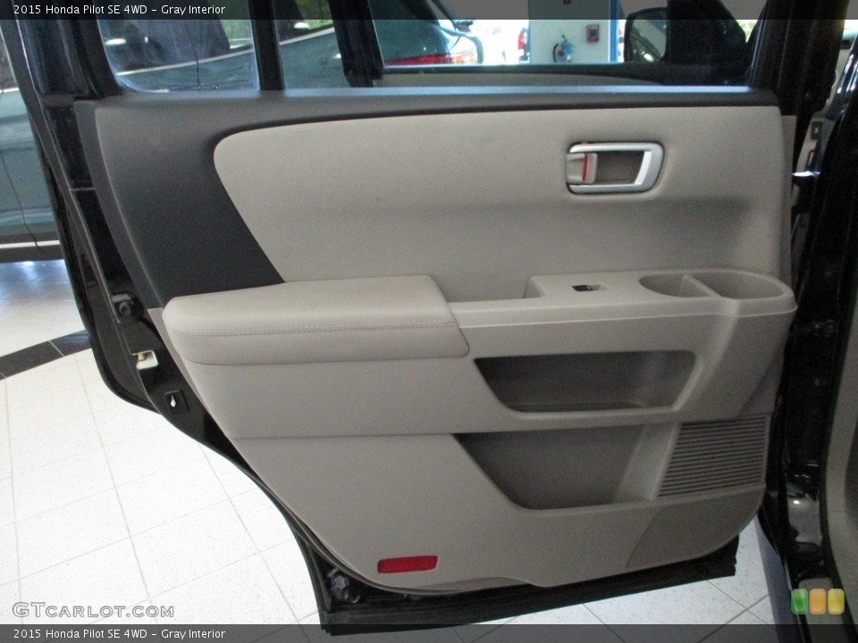 Gray Interior Door Panel for the 2015 Honda Pilot SE 4WD #141998802