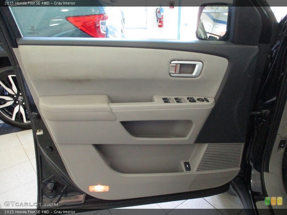 Gray Interior Door Panel for the 2015 Honda Pilot SE 4WD #141998895