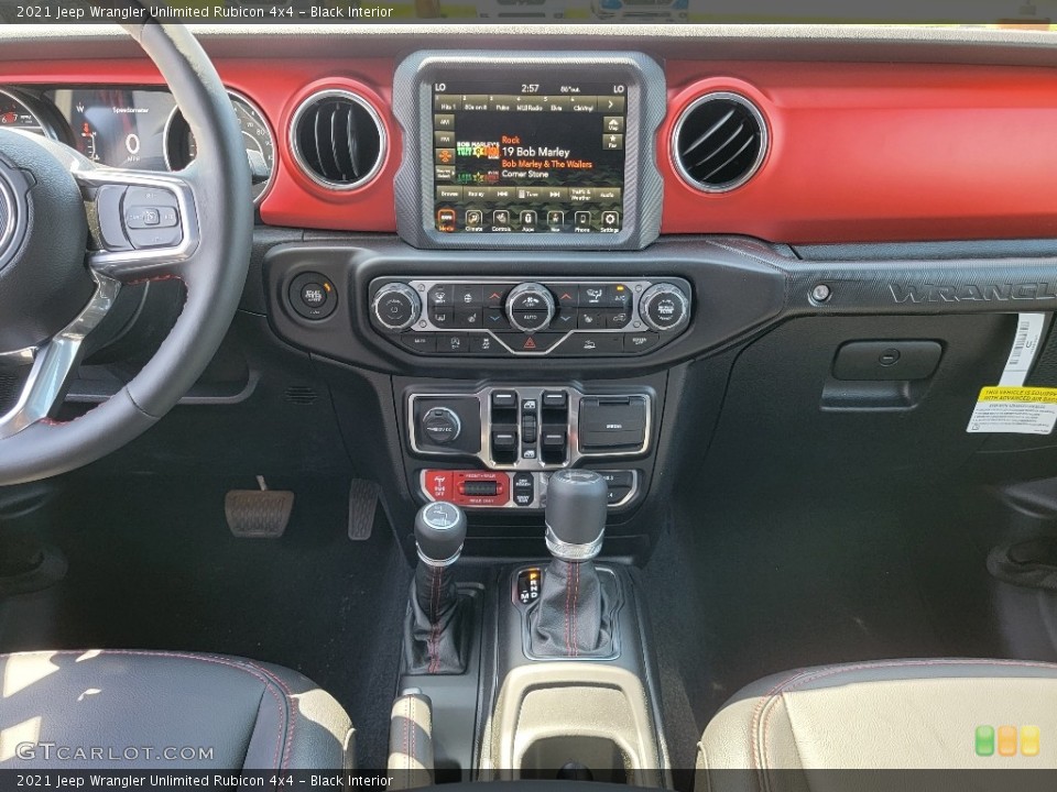 Black Interior Dashboard for the 2021 Jeep Wrangler Unlimited Rubicon 4x4 #142002345