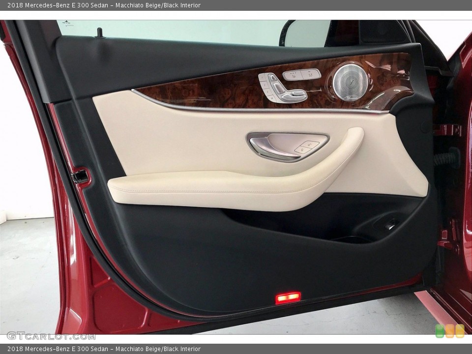 Macchiato Beige/Black Interior Door Panel for the 2018 Mercedes-Benz E 300 Sedan #142004145