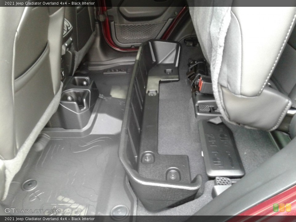 Black Interior Rear Seat for the 2021 Jeep Gladiator Overland 4x4 #142010363
