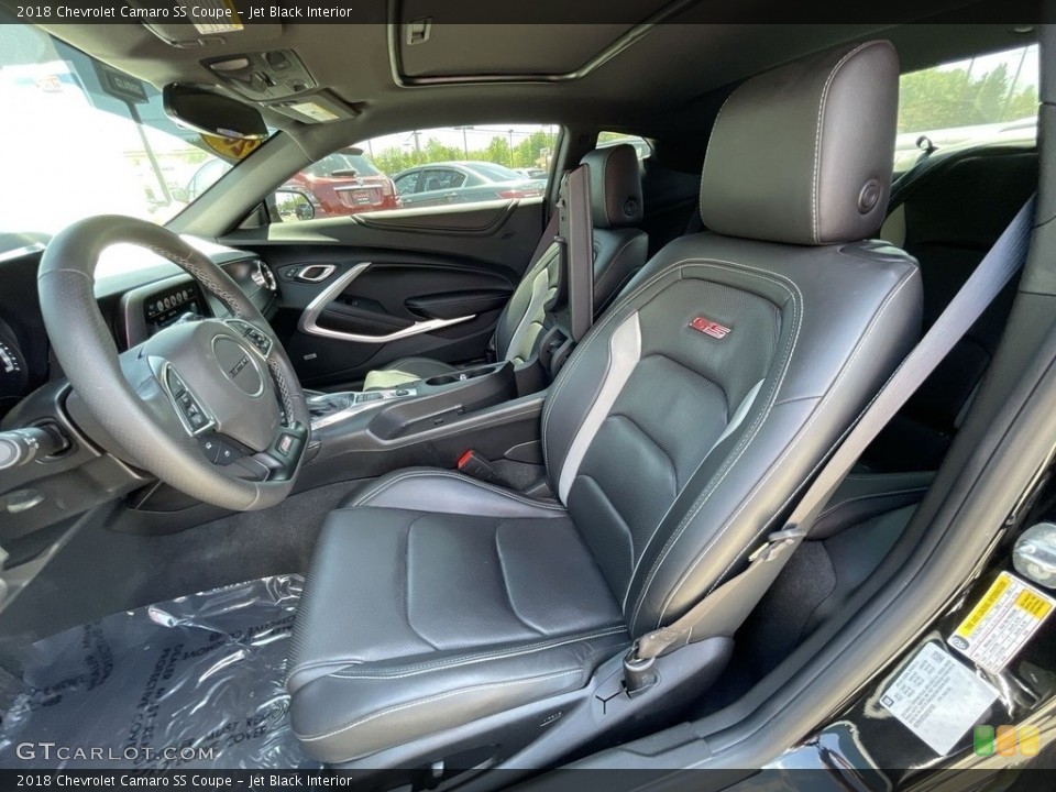 Jet Black Interior Photo for the 2018 Chevrolet Camaro SS Coupe #142015185