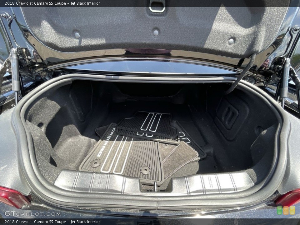 Jet Black Interior Trunk for the 2018 Chevrolet Camaro SS Coupe #142015491