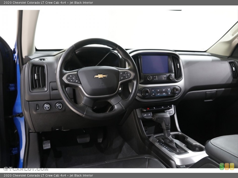 Jet Black Interior Dashboard for the 2020 Chevrolet Colorado LT Crew Cab 4x4 #142016149