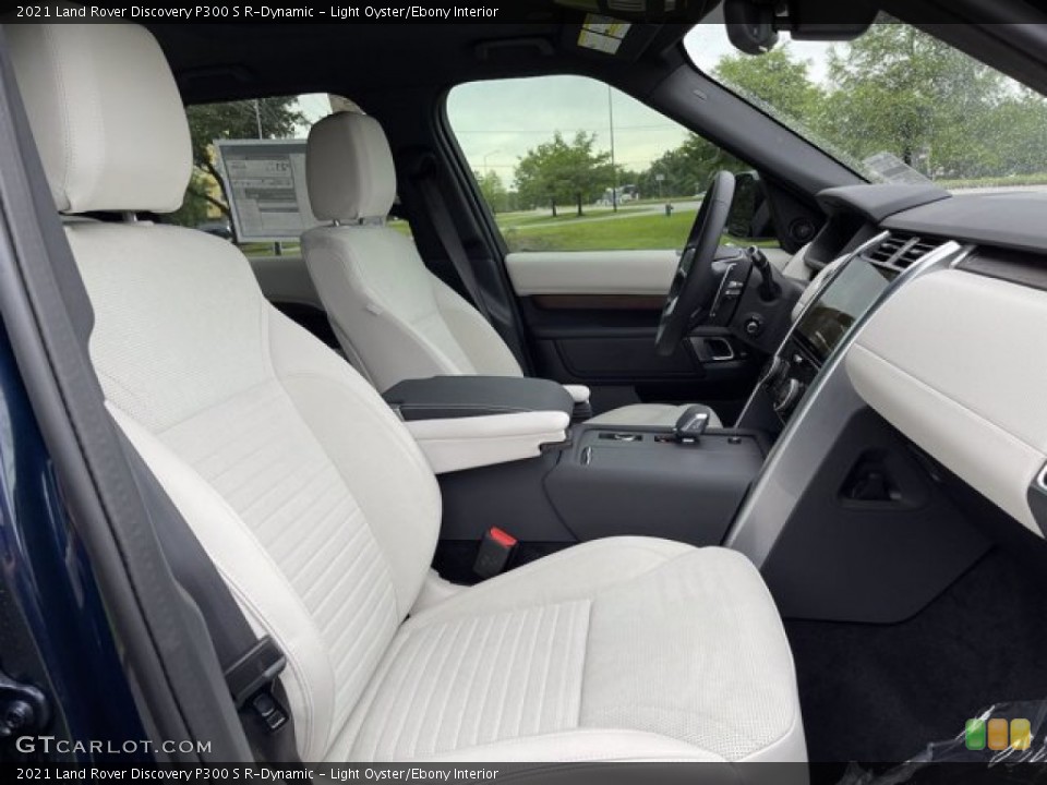 Light Oyster/Ebony Interior Photo for the 2021 Land Rover Discovery P300 S R-Dynamic #142019292