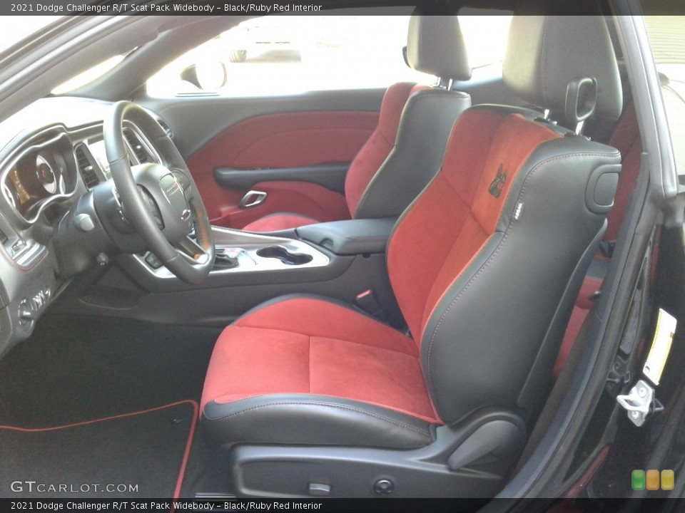 Black/Ruby Red Interior Front Seat for the 2021 Dodge Challenger R/T Scat Pack Widebody #142021350