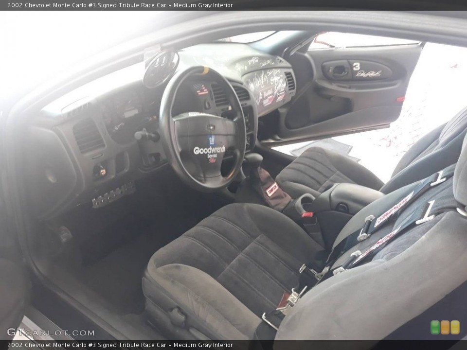 Medium Gray 2002 Chevrolet Monte Carlo Interiors