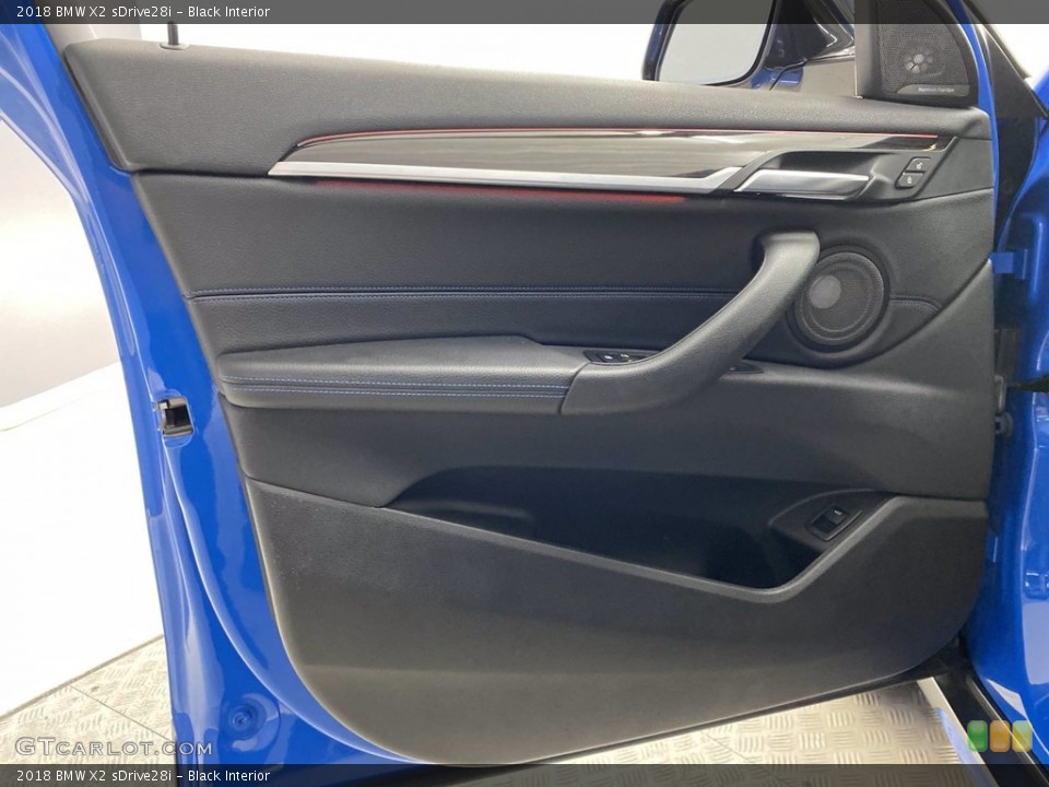 Black Interior Door Panel for the 2018 BMW X2 sDrive28i #142047601