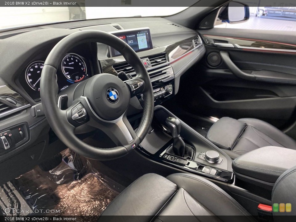 Black Interior Photo for the 2018 BMW X2 sDrive28i #142047682
