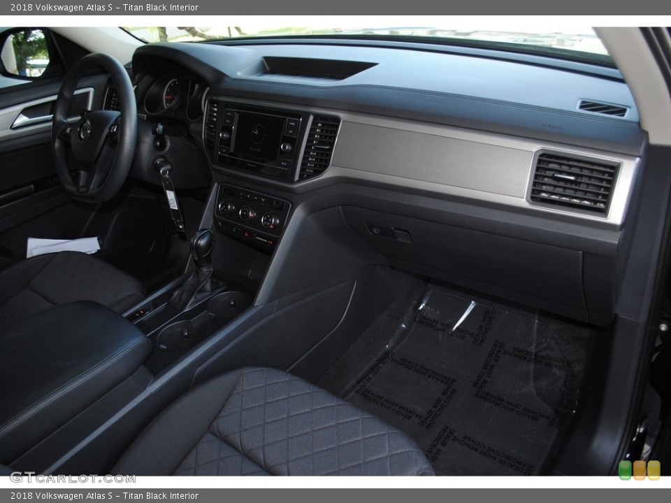 Titan Black Interior Dashboard for the 2018 Volkswagen Atlas S #142055057