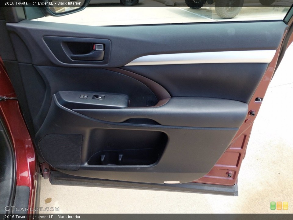Black Interior Door Panel for the 2016 Toyota Highlander LE #142104158