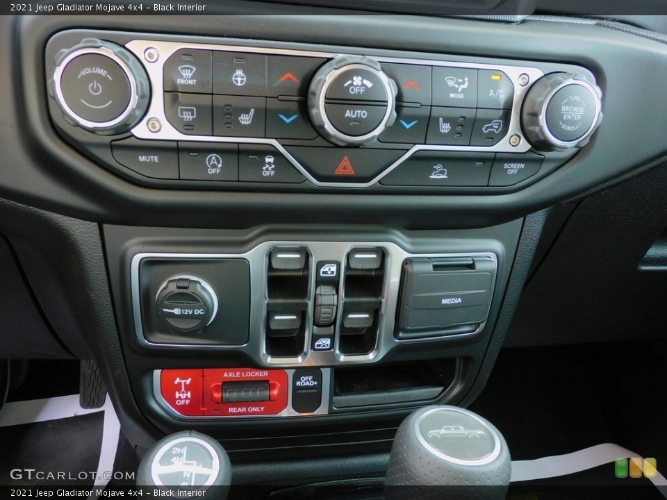 Black Interior Controls for the 2021 Jeep Gladiator Mojave 4x4 #142120394