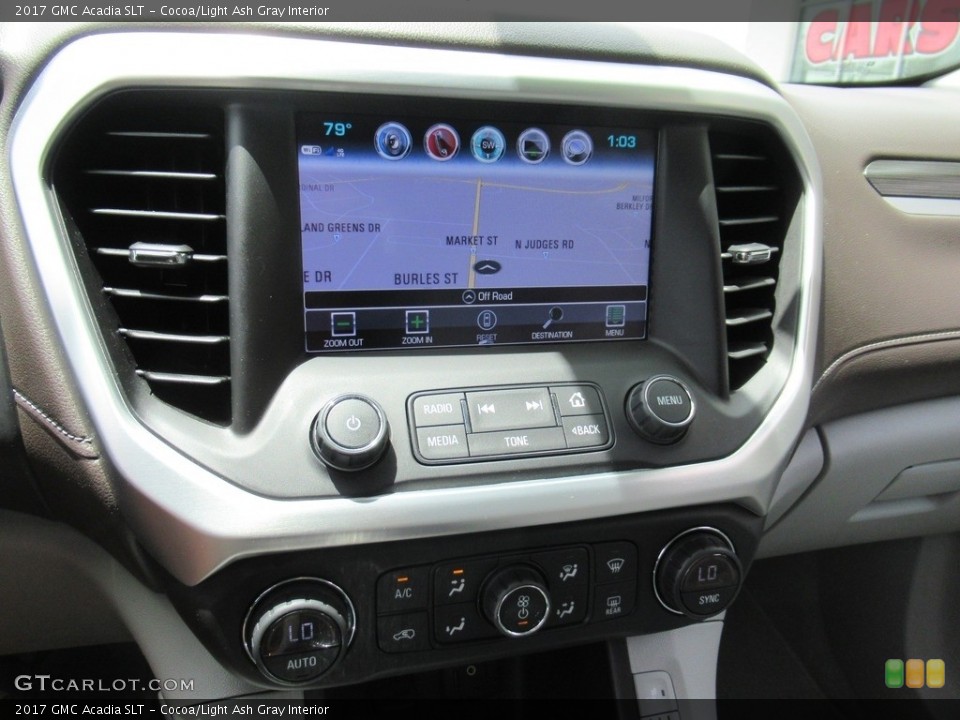 Cocoa/Light Ash Gray Interior Controls for the 2017 GMC Acadia SLT #142124490