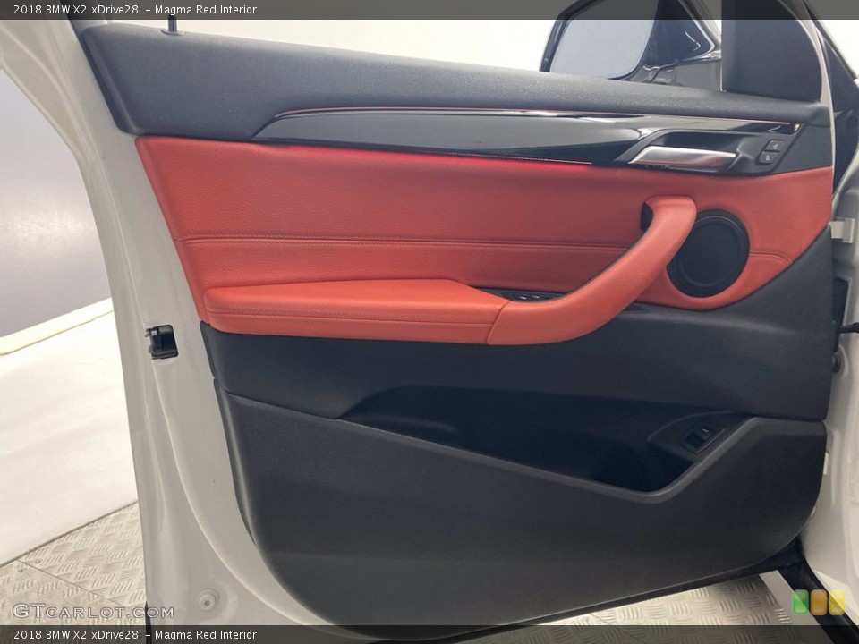 Magma Red Interior Door Panel for the 2018 BMW X2 xDrive28i #142137244