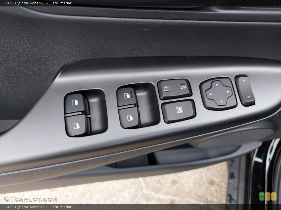 Black Interior Controls for the 2022 Hyundai Kona SEL #142144141