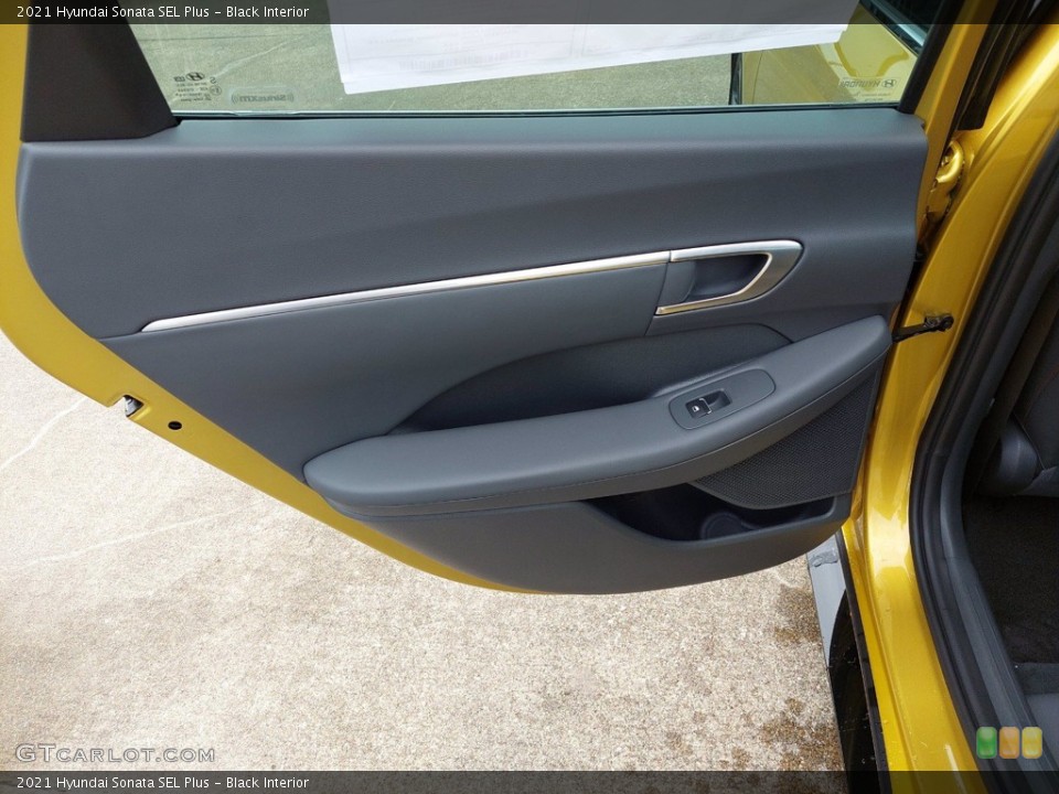 Black Interior Door Panel for the 2021 Hyundai Sonata SEL Plus #142145332