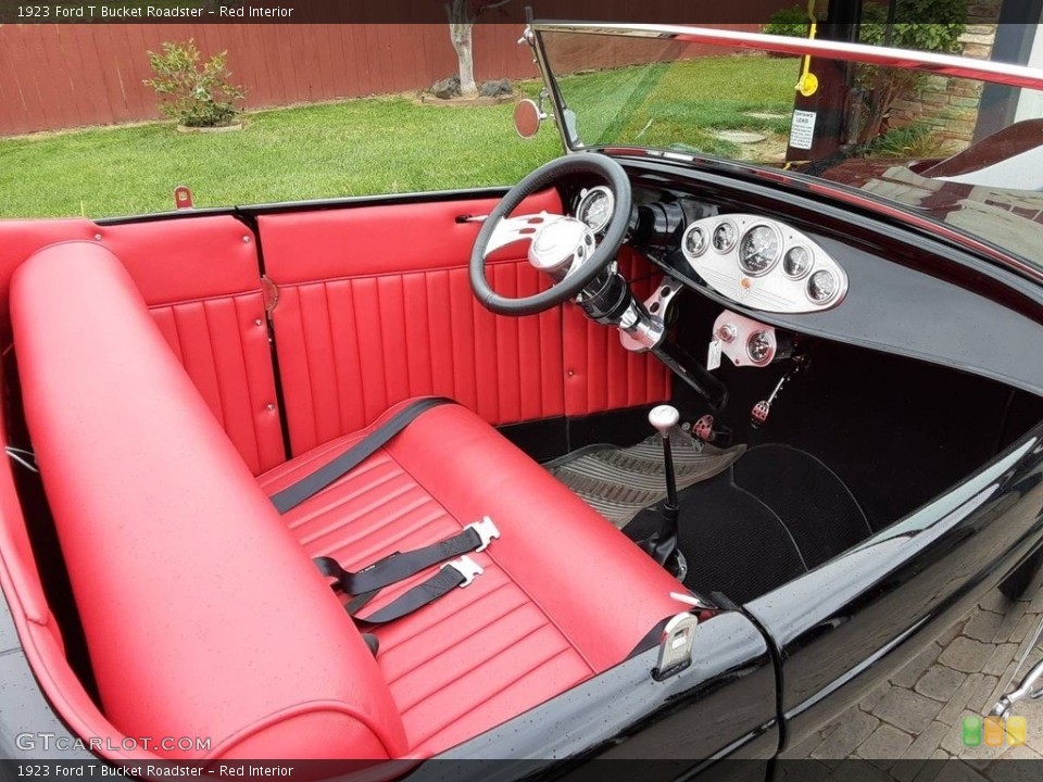 Red Interior Photo for the 1923 Ford T Bucket Roadster #142168986