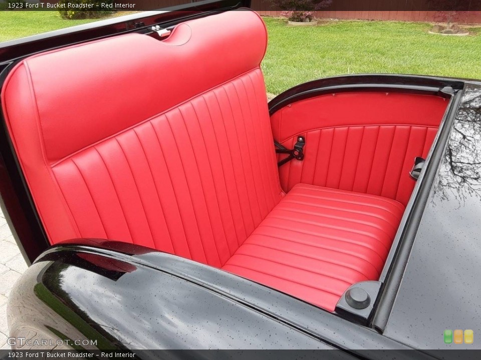 Red Interior Rear Seat for the 1923 Ford T Bucket Roadster #142169031