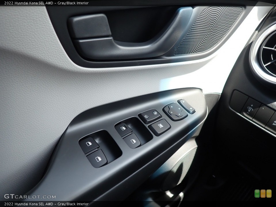 Gray/Black Interior Controls for the 2022 Hyundai Kona SEL AWD #142171014