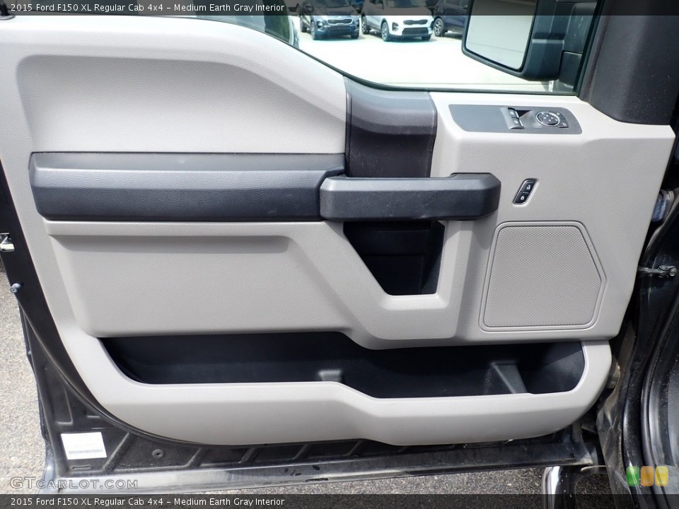 Medium Earth Gray Interior Door Panel for the 2015 Ford F150 XL Regular Cab 4x4 #142204798
